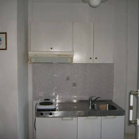 Cleopatra's Adults Only Apart-hotel